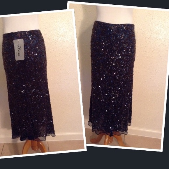 Skirt - Picture 2 of 4