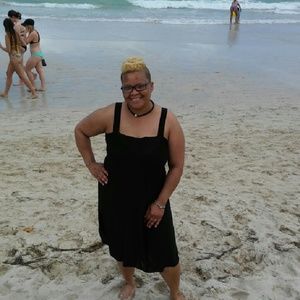 Meet your Posher, Shelia