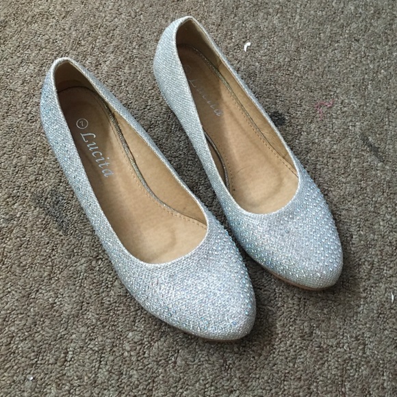 Prom shoes