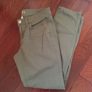 LOFT curvy skinny ankle jeans
