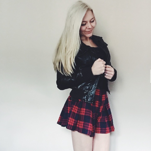 Love Culture Pants - Plaid School-Girl Shorts