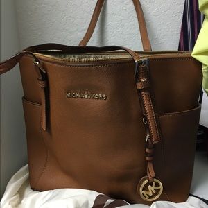 MICHAEL Michael Kors® Jet Set Top-Zip Leather Tote