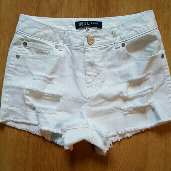 Pants - *LAST ONE*"Beachy" Jean Shorts  NWT