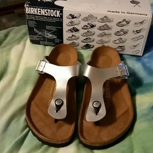 Birkenstock silver gizeh size 41 or ladies 10 NIB