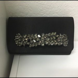 Elegant clutch