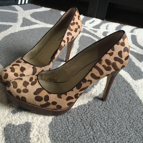 Steve Madden leopard print heels