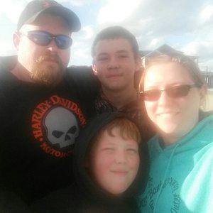 Meet your Posher, Casey