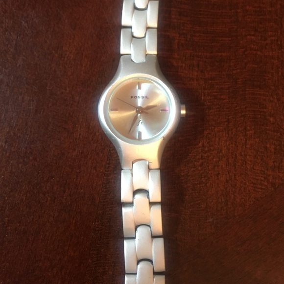 Fossil Jewelry - Fossil Brushed Silver Ladies Watch w/New Battery