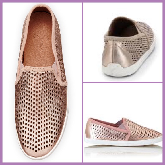 ๐Host Pick๐Amazing Joie Metallic Rose Gold SHOES - Picture 3 of 4