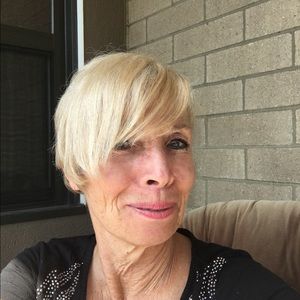 Meet your Posher, Sandra