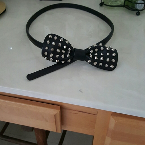 Studded bow tie belt