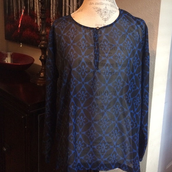 Old Navy Blue Black Sheer Blouse NWT Sz XS