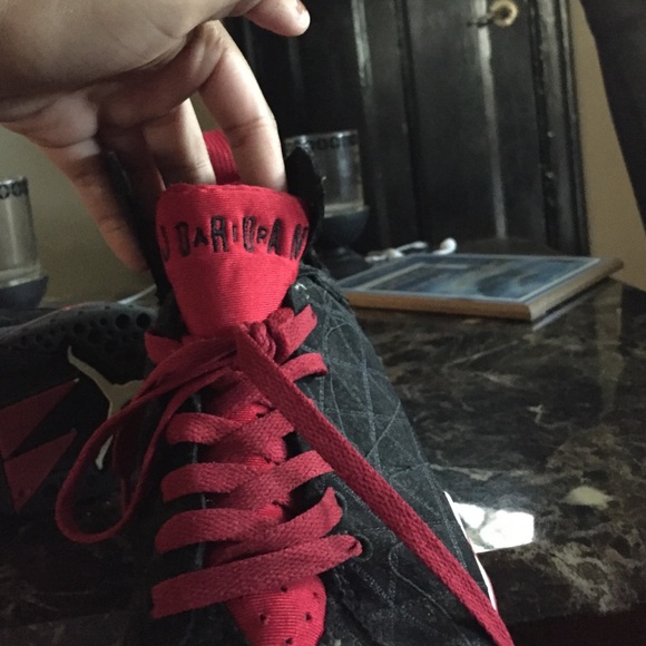Custom Jordan high tops - Picture 3 of 4