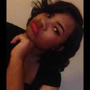 Meet your Posher, Monae