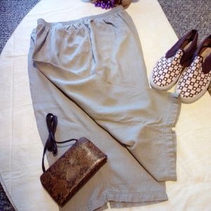 "Ms.Lee." Crop Pants.(Gently Used)  (MAKE A OFFER)