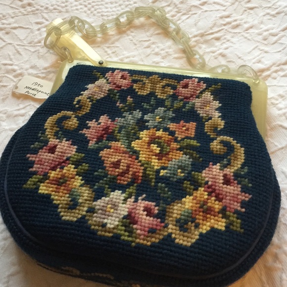 Vintage 1950 needlepoint bag
