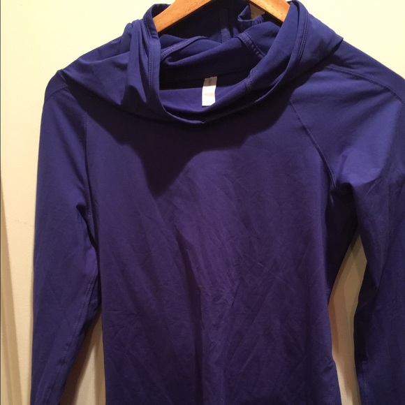 Gap pull on hoodie