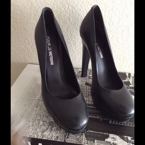 Pour La Victoire Pumps with all terrain toe pad