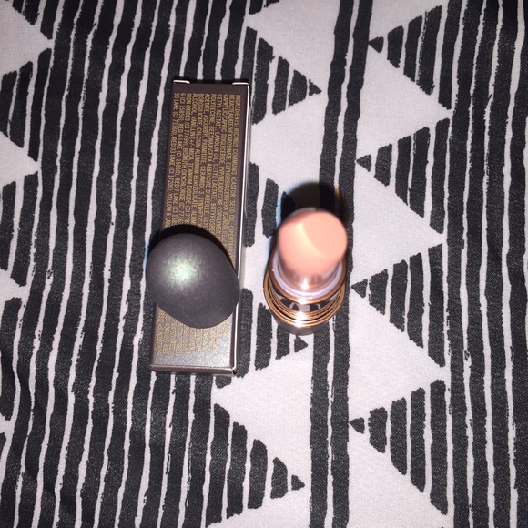 Mac Romantic Breakdown - Picture 2 of 2