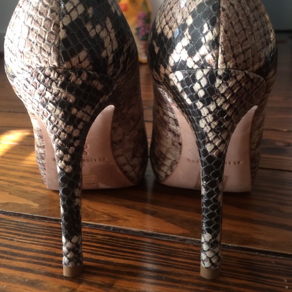 Elaine Turner Peep Toe Python Embossed Heels - image 3
