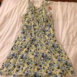 Beautiful spring dress!