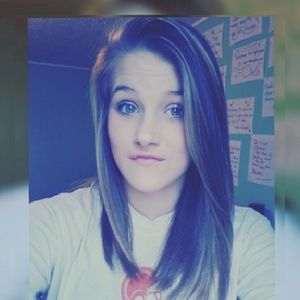 Meet your Posher, Victoria