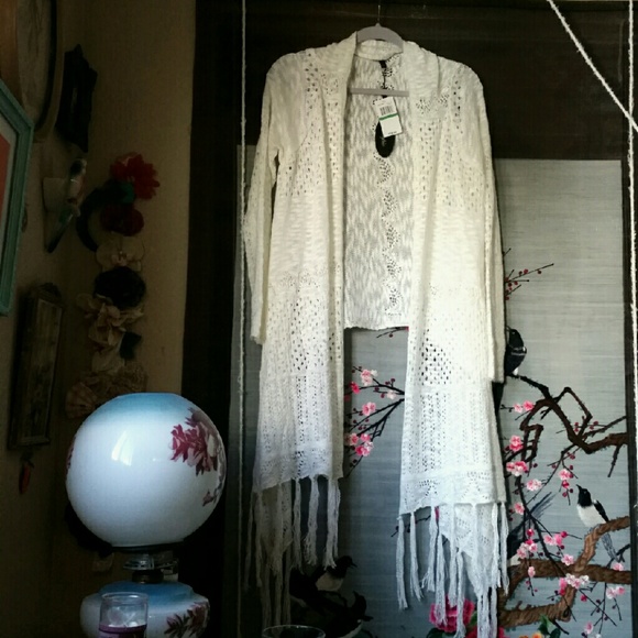 Ivory Knit Lightweight Shawl Cardigan - Picture 3 of 4