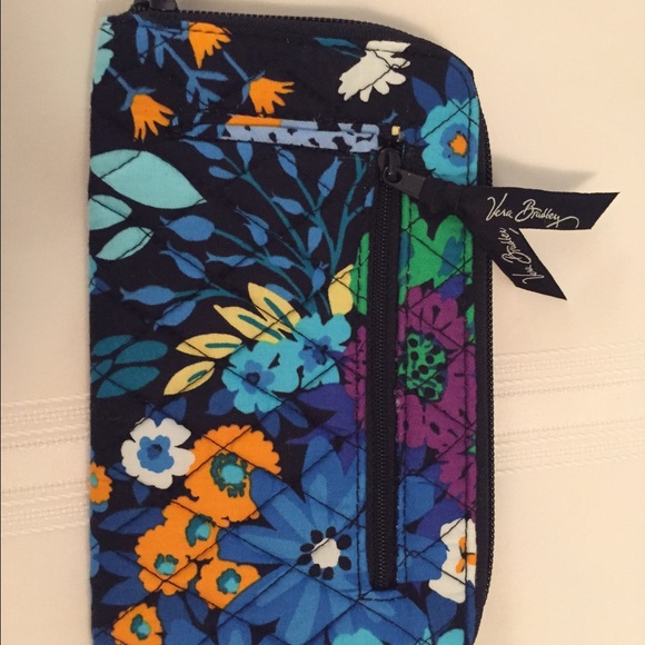 Vera Bradley zip wallet in Midnight Blues