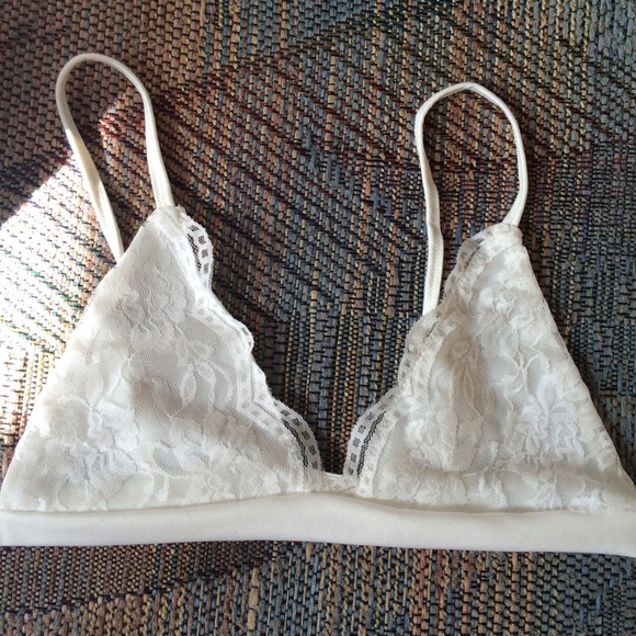(SOLD) White lace triangle bralette