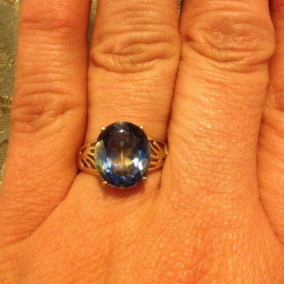 Mystic Fire Topaz/10K gold