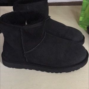 Ugg Classic Mini