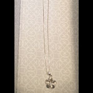 Plumeria Hawaiian flower necklace