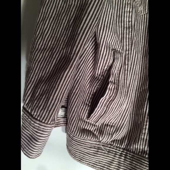 Striped jacket - Picture 2 of 2