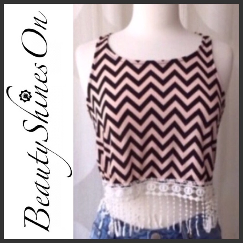 🆕 VANNA Crop Top