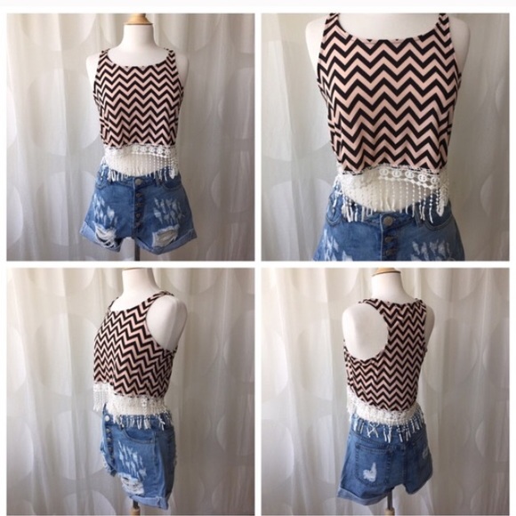 🆕 VANNA Crop Top - Picture 3 of 7