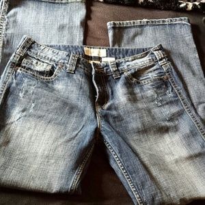 Maurices boot cut jeans 11/12 R