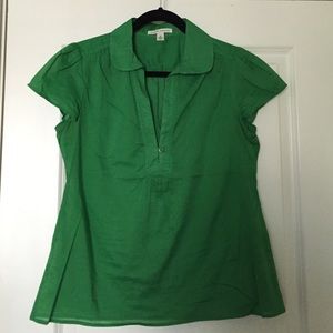 Banana republic super cute green top