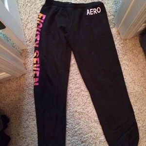 Aeropoastle sweats