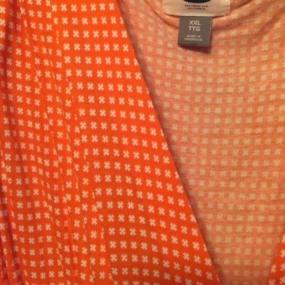 Old navy xxl top - Picture 2 of 2