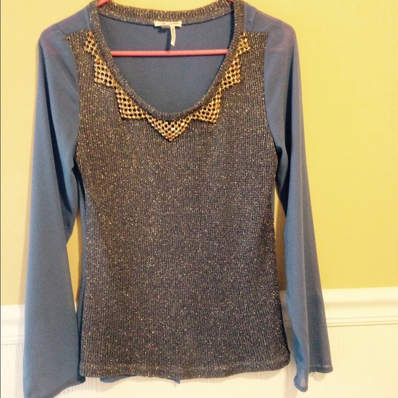 Sparkly periwinkle top from Gliks
