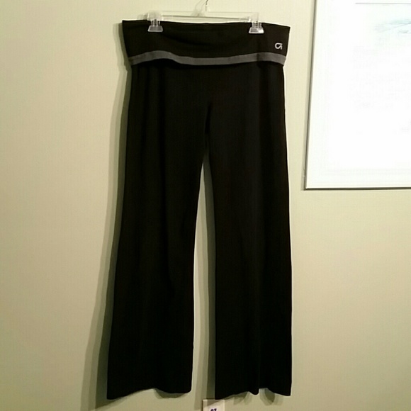 GapBodyFit black yoga pants