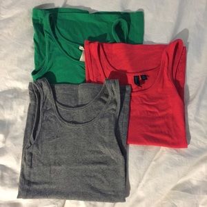 3 piece tank top bundle
