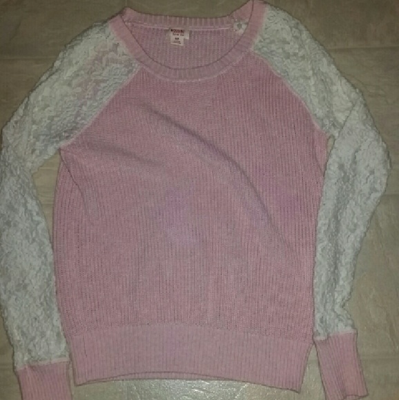 S Pink Sweater With White Lace Sleeves - Picture 1 of 3