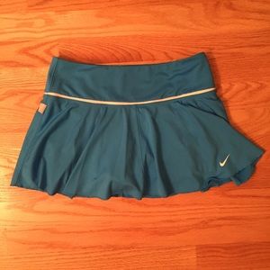Nike tennis skirt