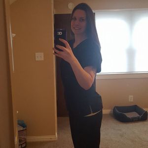 Meet your Posher, Hollie