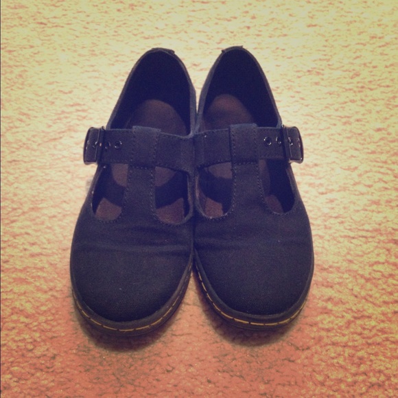 Canvas Mary Jane Doc Marten's