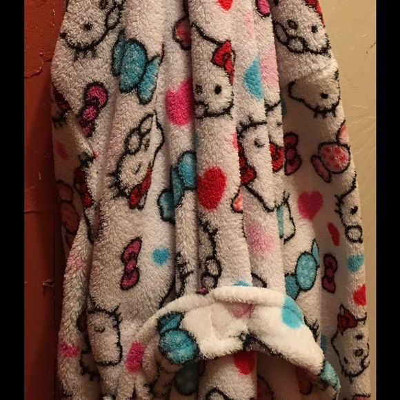 Hello kitty bathrobe