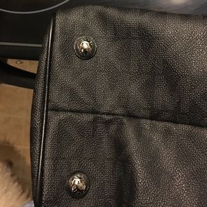 Additional pictures of MK Grayson bag