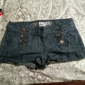 Express shorts