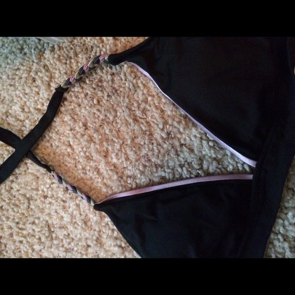 Bathing suit - Picture 3 of 4